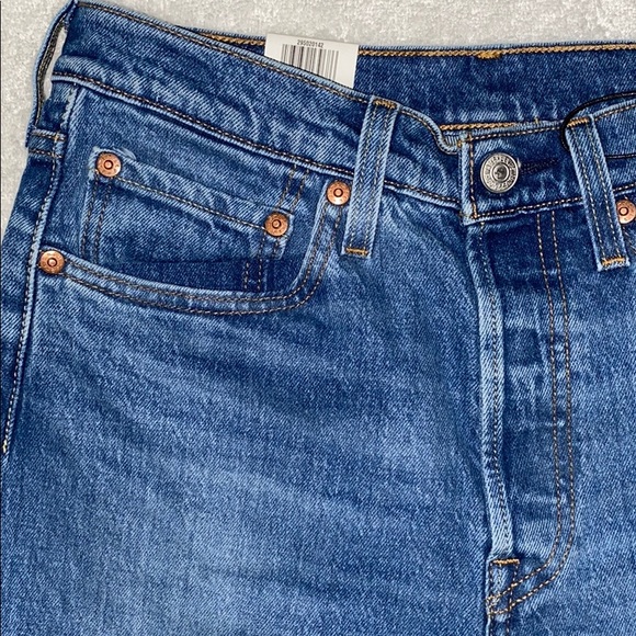 Premium Levis 501 - Picture 10 of 14